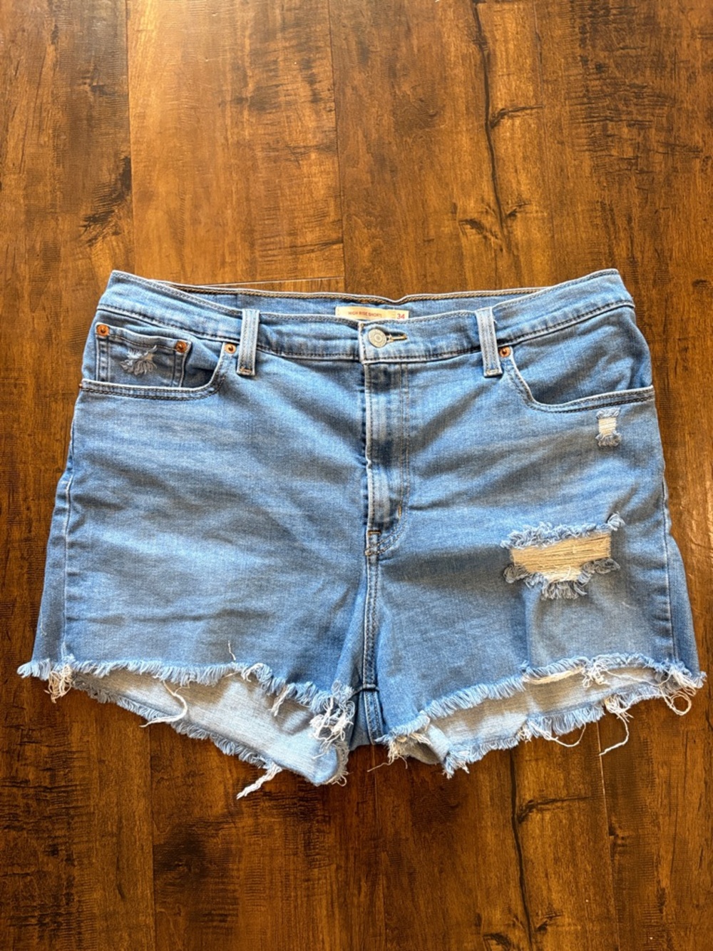 Women’s Levi’s Cutoff Shorts